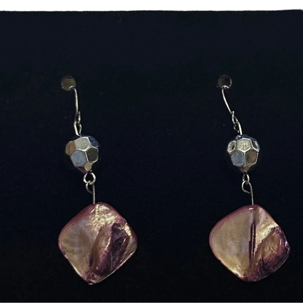 Boutique Purple Mother of Pearl She’ll Dangle Drop Earrings Silver Tone